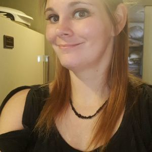 Meet your Posher, Holly